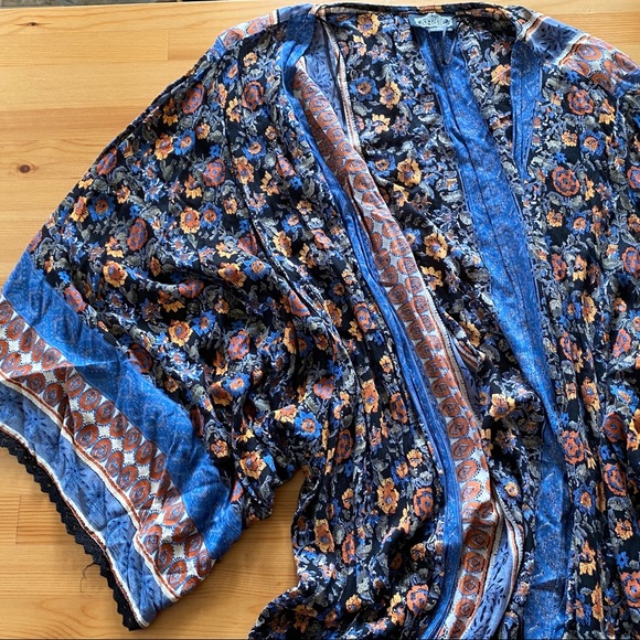 NWOT Nordstrom Floral Kimono - Picture 1 of 15